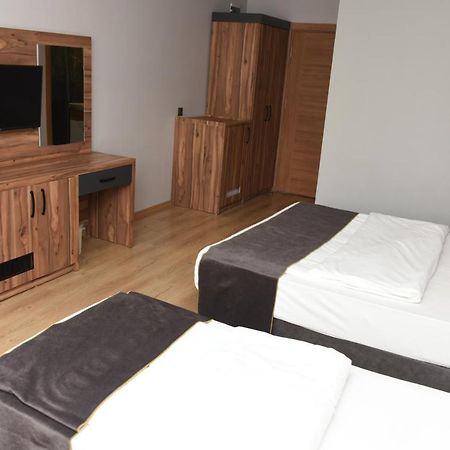 Istanbul Safir Hotel Esterno foto