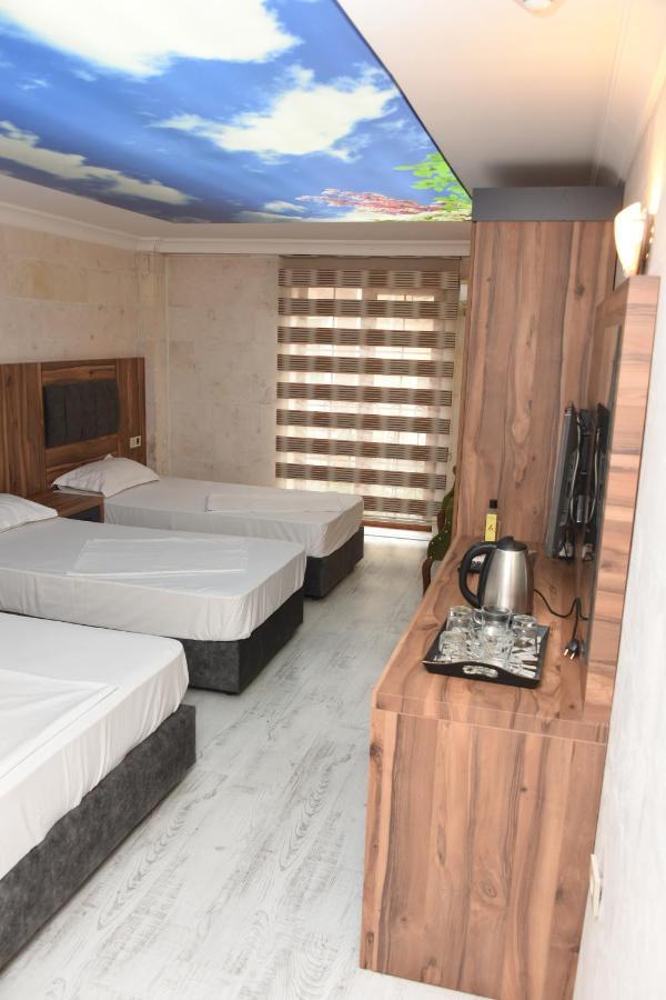 Istanbul Safir Hotel Esterno foto