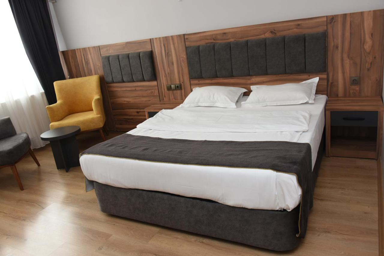 Istanbul Safir Hotel Esterno foto